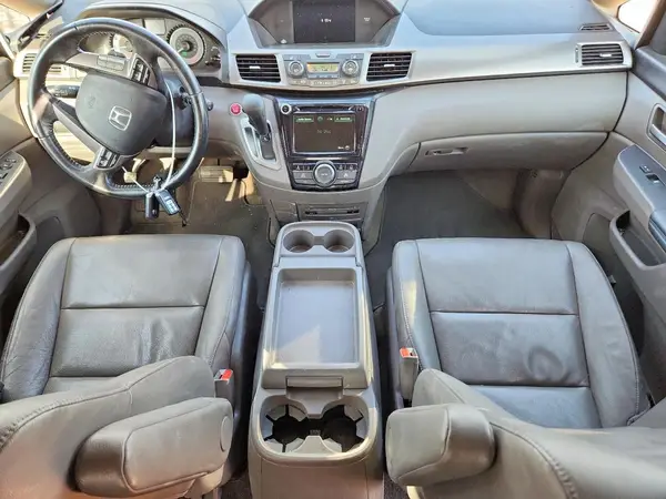 5FNRL5H69HB008423 2017 HONDA ODYSSEY - Image 8