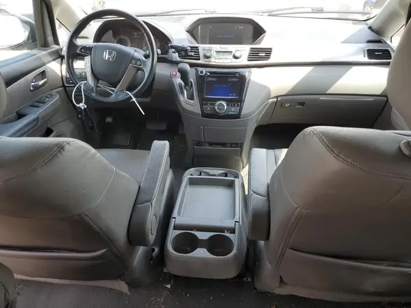5FNRL5H69HB008681 2017 HONDA ODYSSEY - Image 8