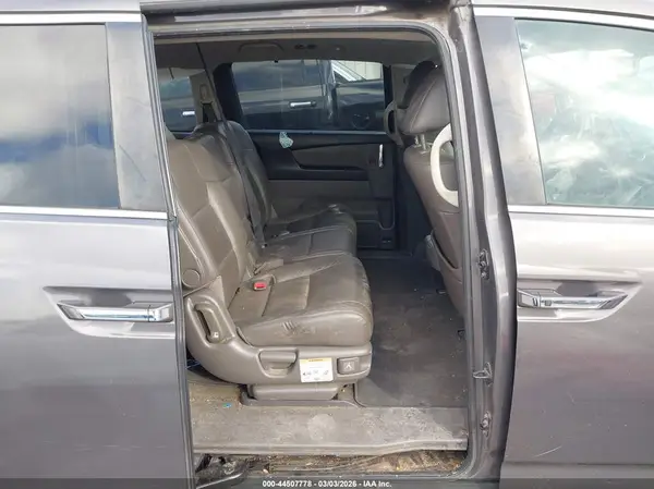 5FNRL5H69HB009121 2017 HONDA ODYSSEY - Image 8