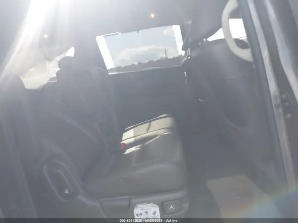 5FNRL5H69HB009572 2017 HONDA ODYSSEY - Image 8