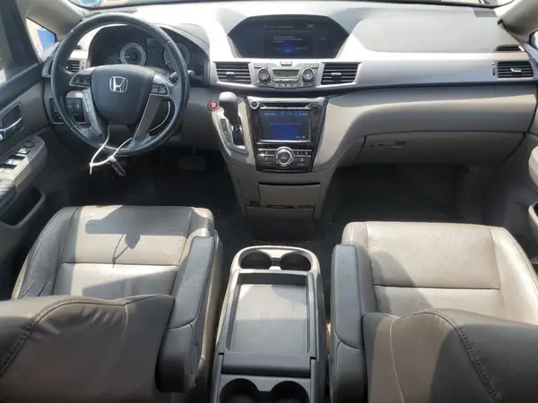 5FNRL5H69HB011502 2017 HONDA ODYSSEY - Image 8
