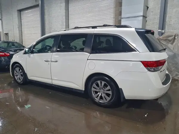 5FNRL5H69HB018529 2017 HONDA ODYSSEY - Image 2