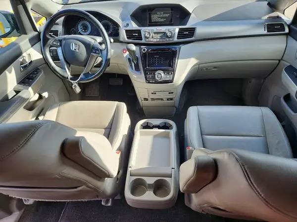 5FNRL5H69HB024301 2017 HONDA ODYSSEY - Image 8