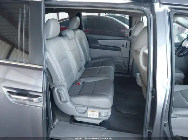 5FNRL5H6XGB015119 2016 HONDA ODYSSEY - Image 8