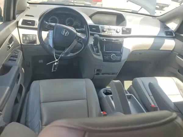 5FNRL5H6XGB075739 2016 HONDA ODYSSEY - Image 8