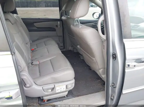 5FNRL5H6XGB084215 2016 HONDA ODYSSEY - Image 8