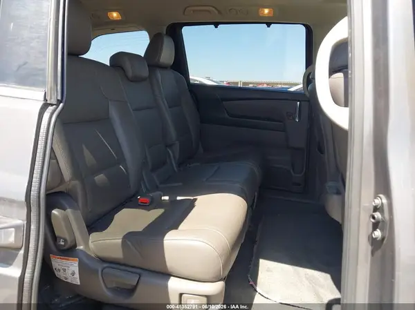 5FNRL5H6XGB089365 2016 HONDA ODYSSEY - Image 8