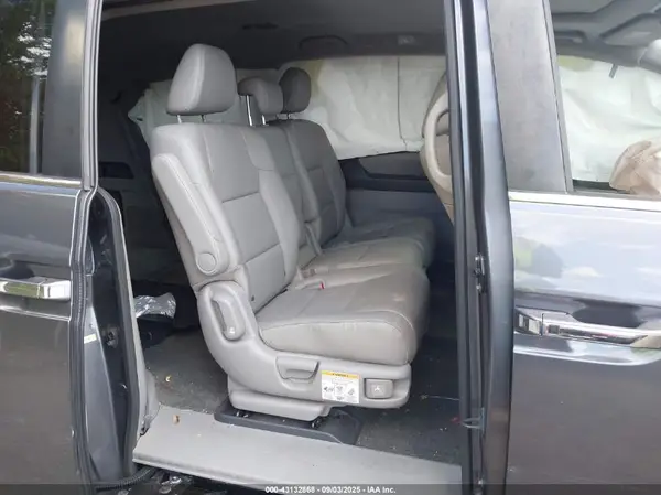 5FNRL5H6XGB106200 2016 HONDA ODYSSEY - Image 8