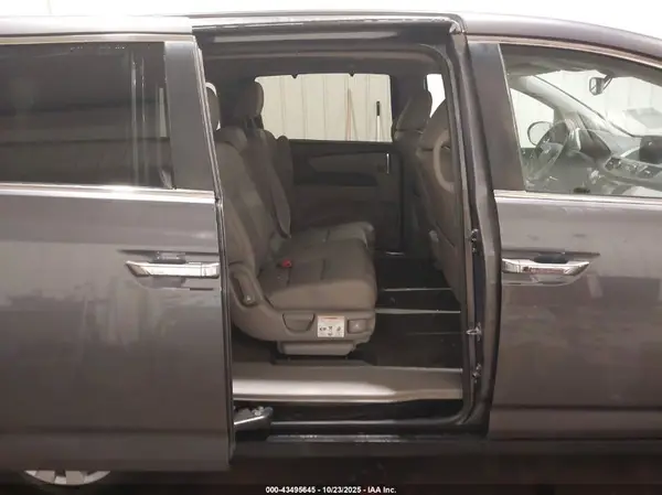 5FNRL5H6XGB113681 2016 HONDA ODYSSEY - Image 8