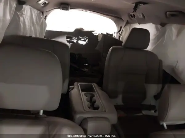 5FNRL5H6XGB151086 2016 HONDA ODYSSEY - Image 8