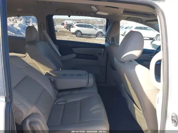 5FNRL5H6XGB160659 2016 HONDA ODYSSEY - Image 8