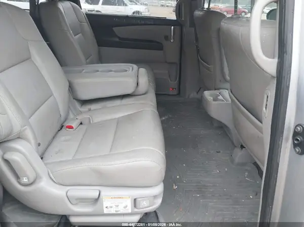 5FNRL5H6XGB162699 2016 HONDA ODYSSEY - Image 8