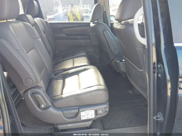 5FNRL5H6XHB011881 2017 HONDA ODYSSEY - Image 8