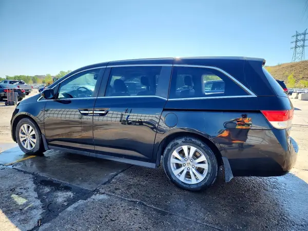 5FNRL5H6XHB012156 2017 HONDA ODYSSEY - Image 2