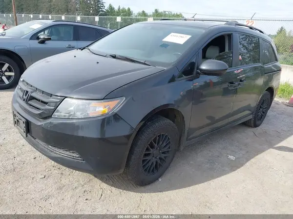 5FNRL5H6XHB018877 2017 HONDA ODYSSEY - Image 2