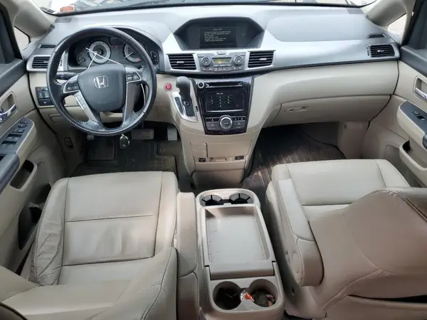 5FNRL5H6XHB026851 2017 HONDA ODYSSEY - Image 8