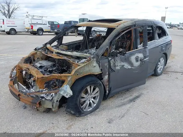 5FNRL5H6XHB501768 2017 HONDA ODYSSEY - Image 2