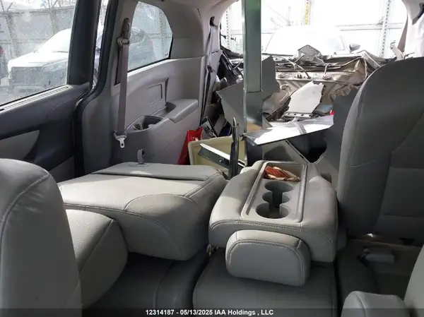 5FNRL5H6XHB503326 2017 HONDA ODYSSEY - Image 8