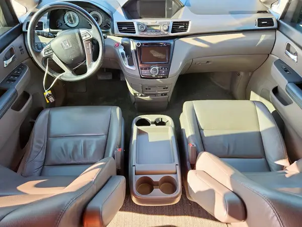 5FNRL5H90GB140706 2016 HONDA ODYSSEY - Image 8