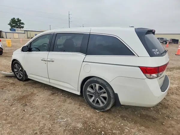 5FNRL5H90HB007977 2017 HONDA ODYSSEY - Image 2