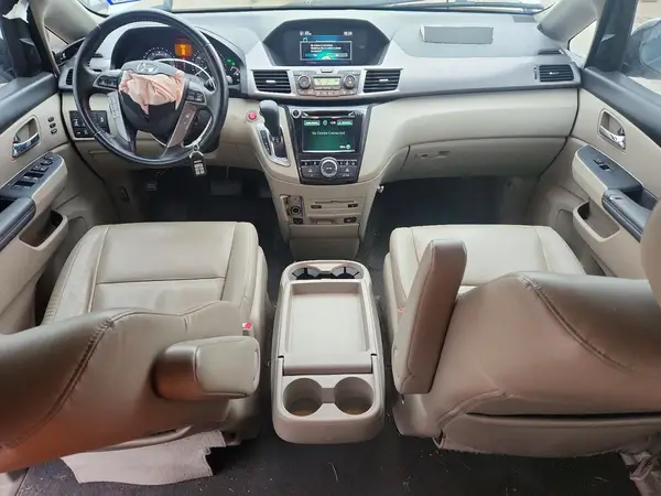 5FNRL5H90HB007977 2017 HONDA ODYSSEY - Image 8