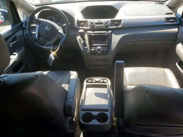 5FNRL5H91HB021841 2017 HONDA ODYSSEY - Image 8