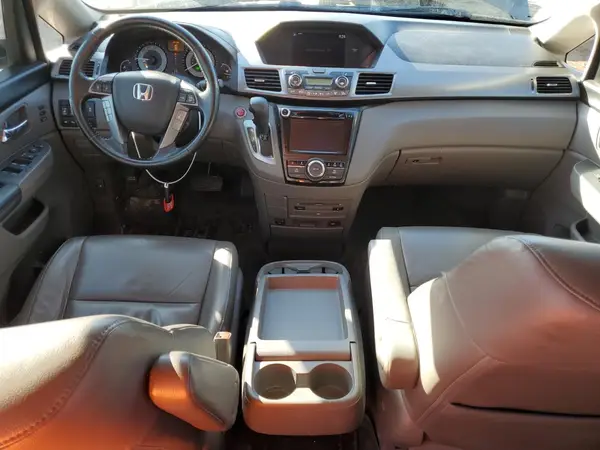 5FNRL5H92GB013276 2016 HONDA ODYSSEY - Image 8