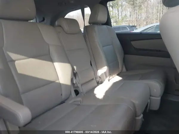 5FNRL5H92GB018560 2016 HONDA ODYSSEY - Image 8