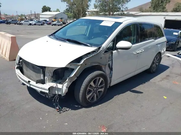 5FNRL5H92GB045256 2016 HONDA ODYSSEY - Image 2
