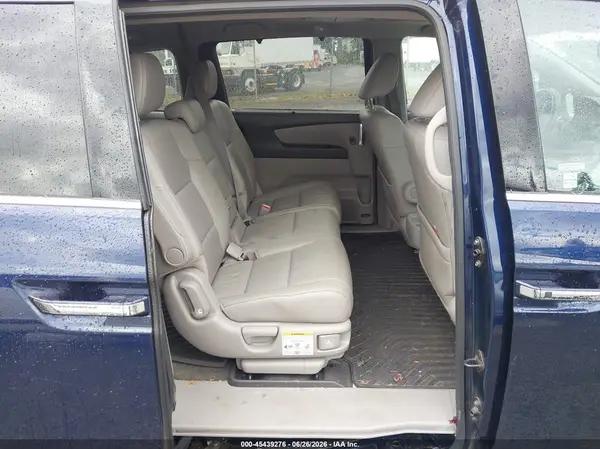 5FNRL5H92GB083232 2016 HONDA ODYSSEY - Image 8