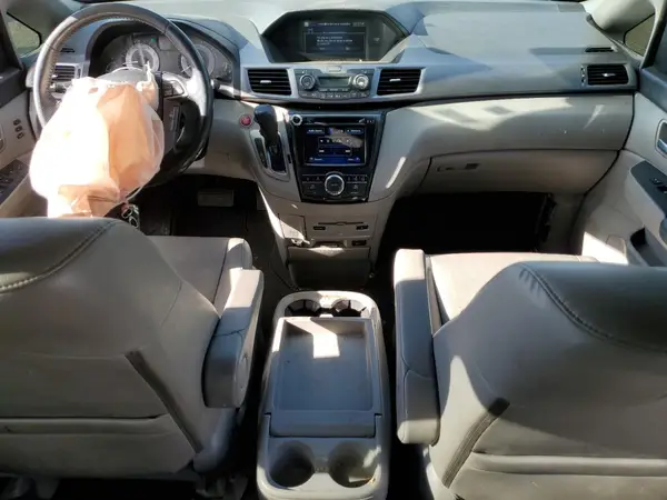 5FNRL5H92GB161363 2016 HONDA ODYSSEY - Image 8