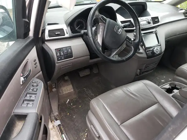 5FNRL5H92GB500445 2016 HONDA ODYSSEY - Image 8