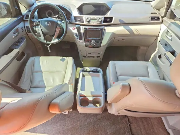 5FNRL5H92HB005955 2017 HONDA ODYSSEY - Image 8