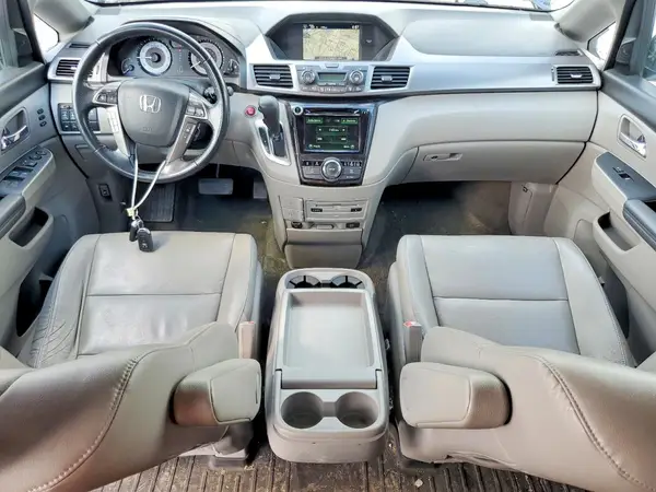 5FNRL5H92HB005972 2017 HONDA ODYSSEY - Image 8
