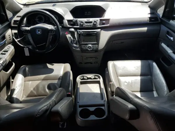 5FNRL5H93HB015863 2017 HONDA ODYSSEY - Image 8
