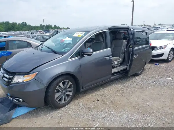 5FNRL5H94HB016147 2017 HONDA ODYSSEY - Image 2