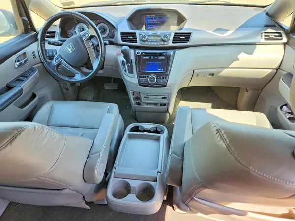 5FNRL5H95GB119592 2016 HONDA ODYSSEY - Image 8