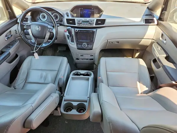 5FNRL5H95GB503484 2016 HONDA ODYSSEY - Image 8