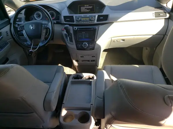 5FNRL5H95HB007571 2017 HONDA ODYSSEY - Image 8