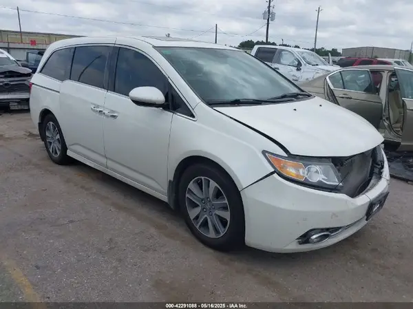 5FNRL5H95HB015881 2017 HONDA ODYSSEY - Image 1