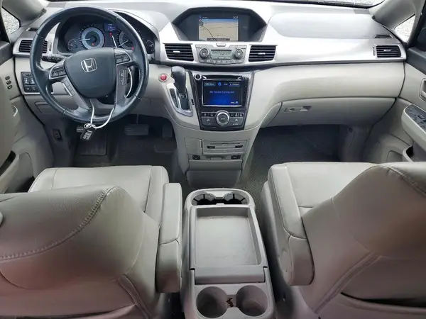 5FNRL5H95HB017985 2017 HONDA ODYSSEY - Image 8