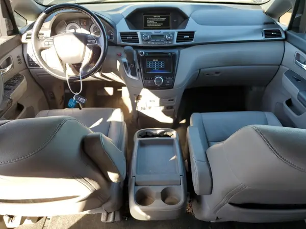 5FNRL5H96GB054820 2016 HONDA ODYSSEY - Image 8