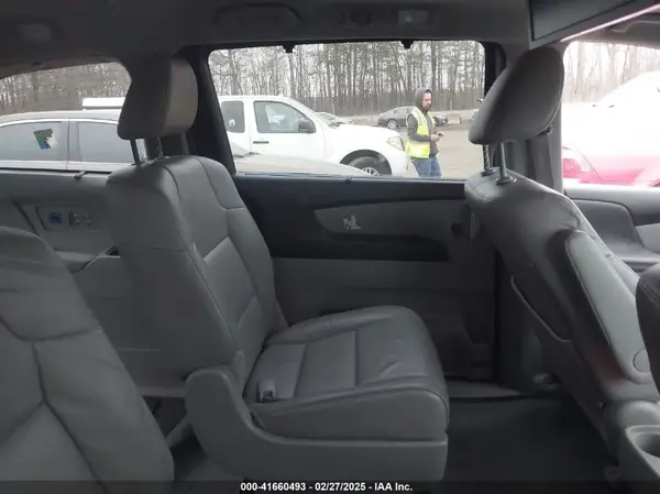 5FNRL5H96GB062318 2016 HONDA ODYSSEY - Image 8