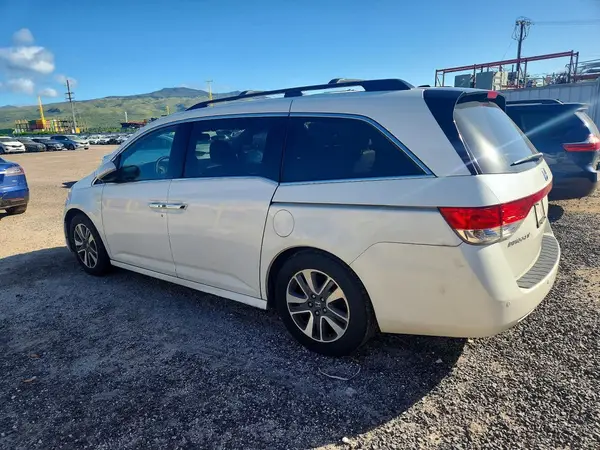 5FNRL5H96GB083167 2016 HONDA ODYSSEY - Image 2