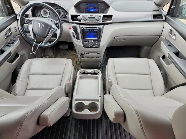 5FNRL5H96HB503530 2017 HONDA ODYSSEY - Image 8