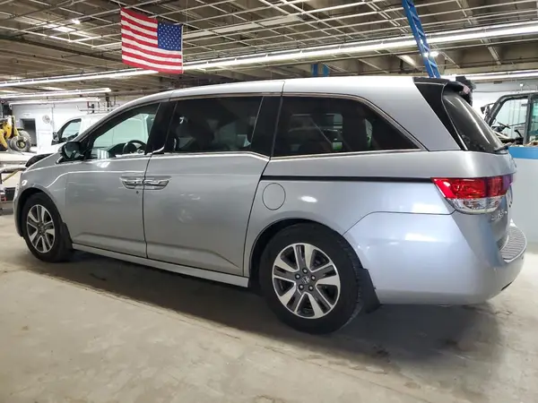 5FNRL5H97GB012933 2016 HONDA ODYSSEY - Image 2