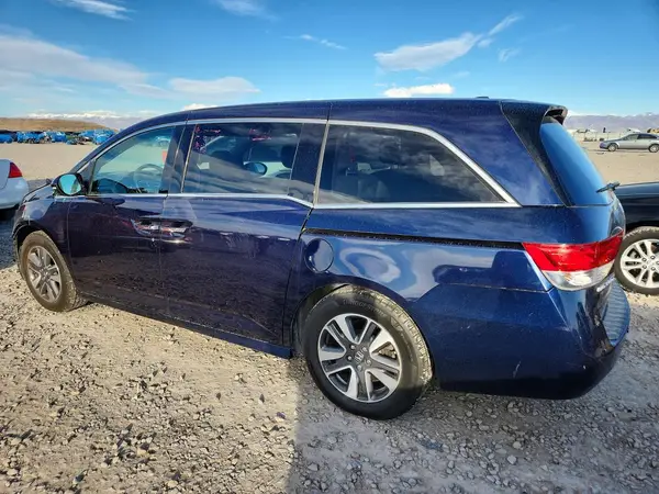 5FNRL5H97HB000833 2017 HONDA ODYSSEY - Image 2