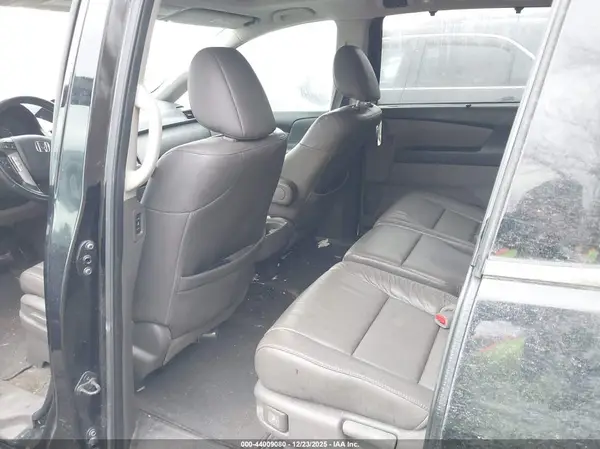 5FNRL5H97HB006258 2017 HONDA ODYSSEY - Image 8