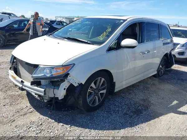 5FNRL5H97HB504055 2017 HONDA ODYSSEY - Image 2