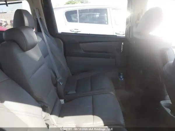 5FNRL5H97HB504055 2017 HONDA ODYSSEY - Image 8